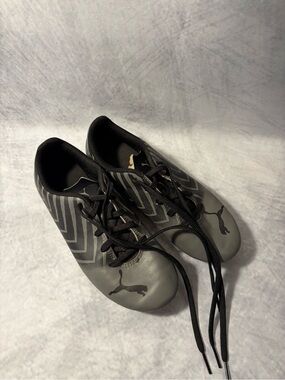 Puma Soccer Cleats Youth US 2.5 Gray Black FG Firm Ground Kids Football Shoes